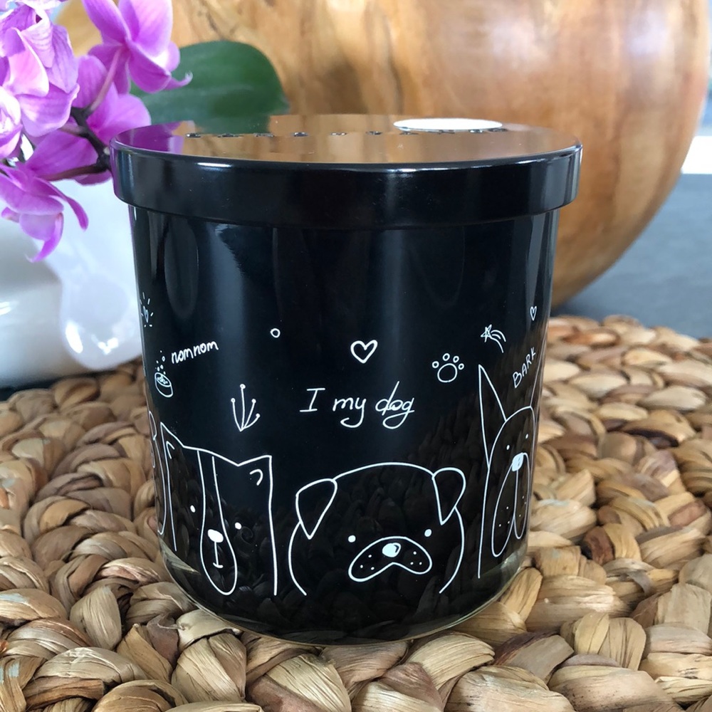 Sand + Paws Fresh Woods Candle
